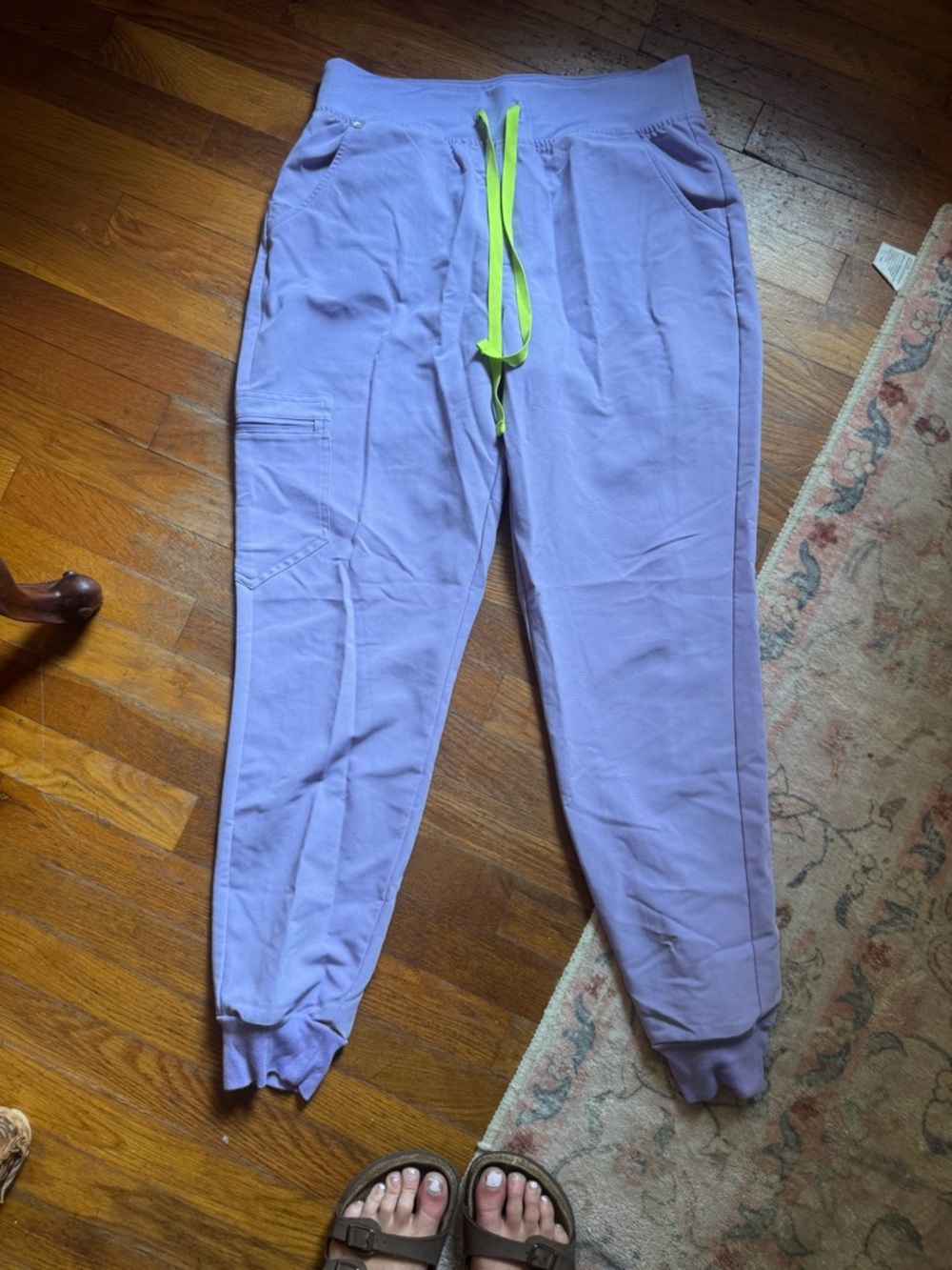 FIGS High Waisted Zamora Jogger Scrub Pants Size medium in wild iris LIMITED